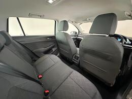 Volkswagen Golf VE22LUD