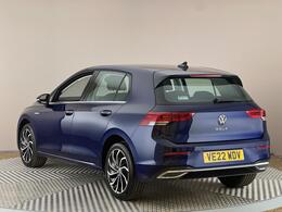 Volkswagen Golf VE22WDV