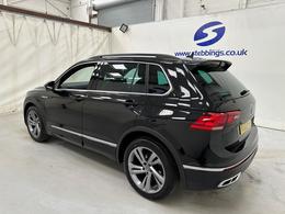 Volkswagen Tiguan RJ23FGX