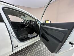 Volkswagen Golf AE73YPM