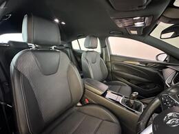Vauxhall Insignia DS19CWU