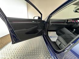 Volkswagen Golf VE22WDV