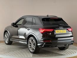 Audi Q3 YK22ZPP