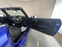 MINI Convertible ET68PYA