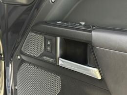 Land Rover Defender 90 HN71TWZ