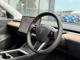 Tesla Model 3 AK70YHC
