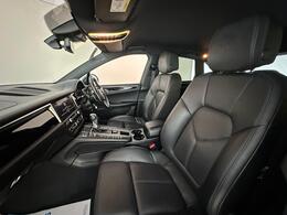 Porsche Macan AJ19VYM