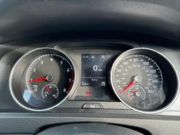 Volkswagen Golf VE69NKS