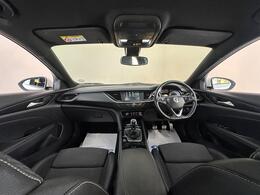 Vauxhall Insignia DS19CWU