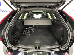 Volvo XC60 YP22ZTU