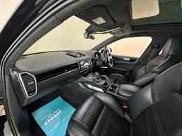 Porsche Cayenne SW69BKY