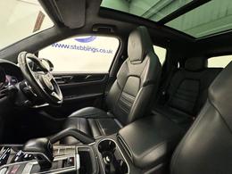 Porsche Cayenne SW69BKY
