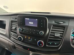 Ford Transit Custom MA71VUM
