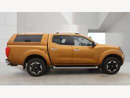 Nissan Navara BK70YHX