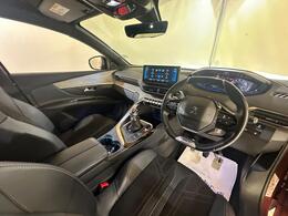 Peugeot 5008 YP21AXZ