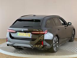BMW i5 AO25HRK