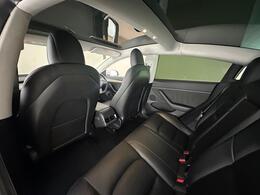 Tesla Model 3 AF72VHA