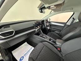 SEAT Leon YO24KLZ