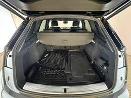Audi SQ5 AE19UUX