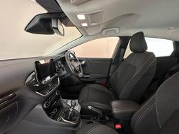 Ford Puma GX71LTV