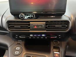 Vauxhall Combo Life Electric CF74XDA