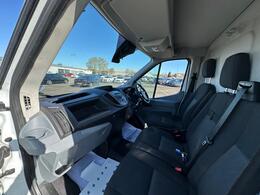 Ford Transit LB17SOC