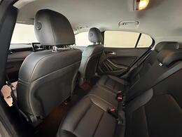 Mercedes-Benz GLA SP68OKA