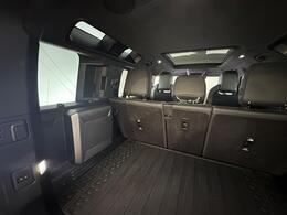 Land Rover Defender 110 FY25UTL