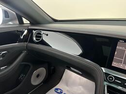 Bentley Flying Spur SN71VZD