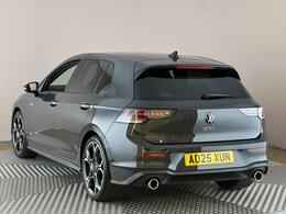 Volkswagen Golf AO25XUN