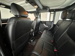 Jeep Wrangler OE64CPV