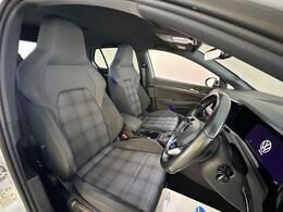 Volkswagen Golf AJ21MVG
