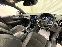 Volvo XC40 YM70MTZ