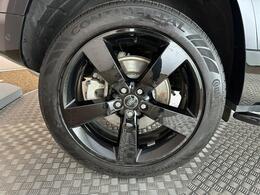 Land Rover Defender 90 GX74TZE