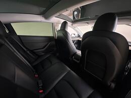 Tesla Model 3 AF72UUV