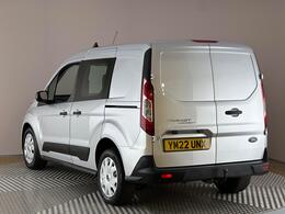 Ford Transit Connect YM22UNX