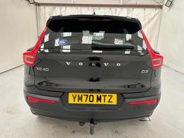 Volvo XC40 YM70MTZ