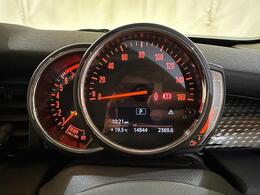MINI Hatch EA70YLB