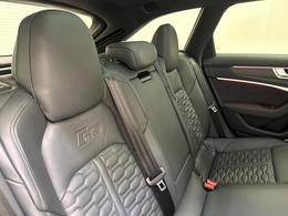 Audi RS6 Avant WU71CXE