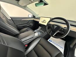 Tesla Model 3 AF72UVC