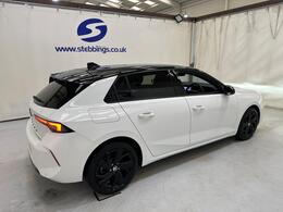 Vauxhall Astra LV23YCJ