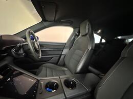 Porsche Taycan EJ22XKN