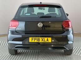 Volkswagen Polo FP18XLA