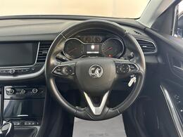Vauxhall Grandland X DT69YHN