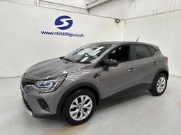 Renault Captur NL22YHZ