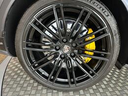 Porsche Cayenne SW69BKY