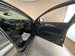 Vauxhall Insignia VO71HPL