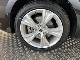SEAT Leon YO24HWH