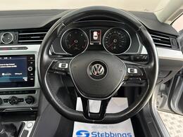 Volkswagen Passat AD19KLE