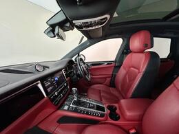 Porsche Macan AO20ZJJ